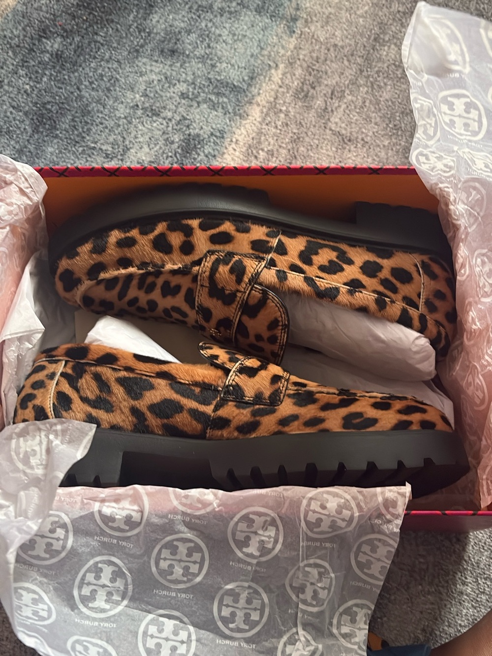 Tory Burch Leopard Print Slip-On Loafers - Women Size 10 100% Authentic